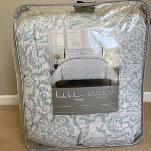 Nicole Miller Queen Bedding Set